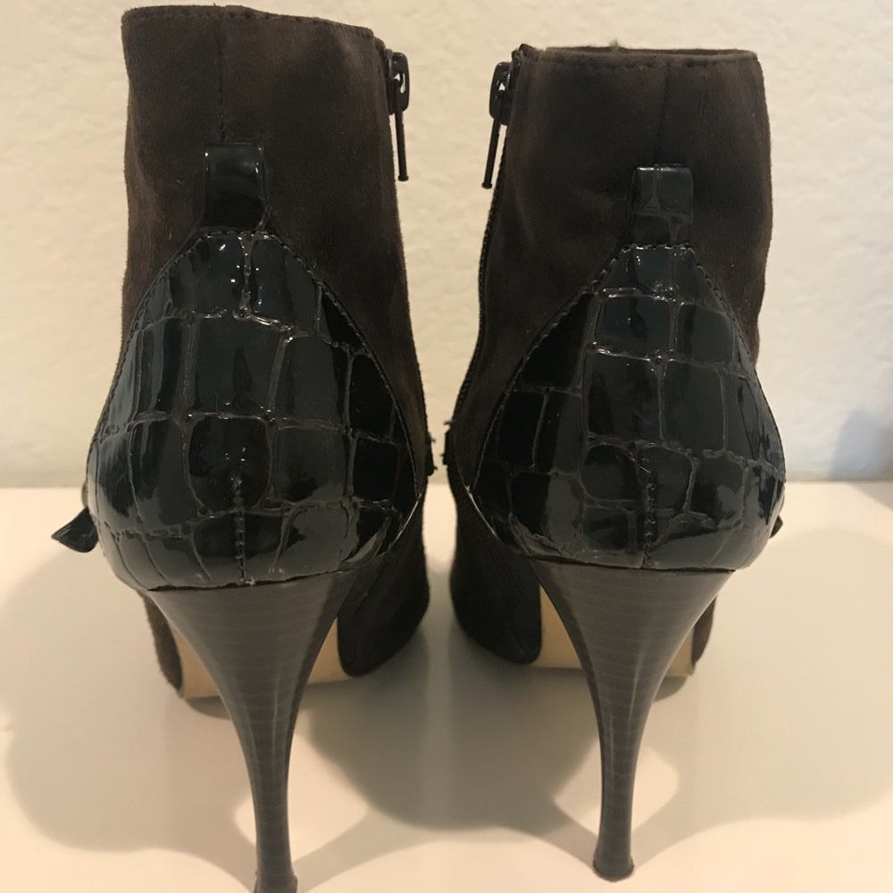 Boots - Picture 2 of 6
